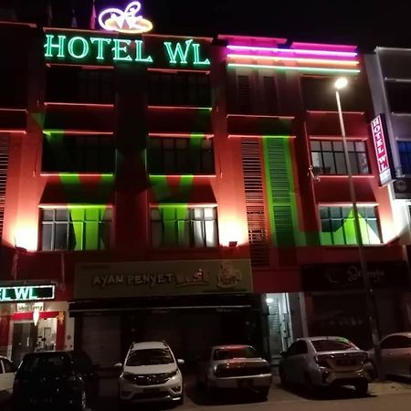 Wl Hotel Kampung Baharu Sungai Buluh Exteriér fotografie